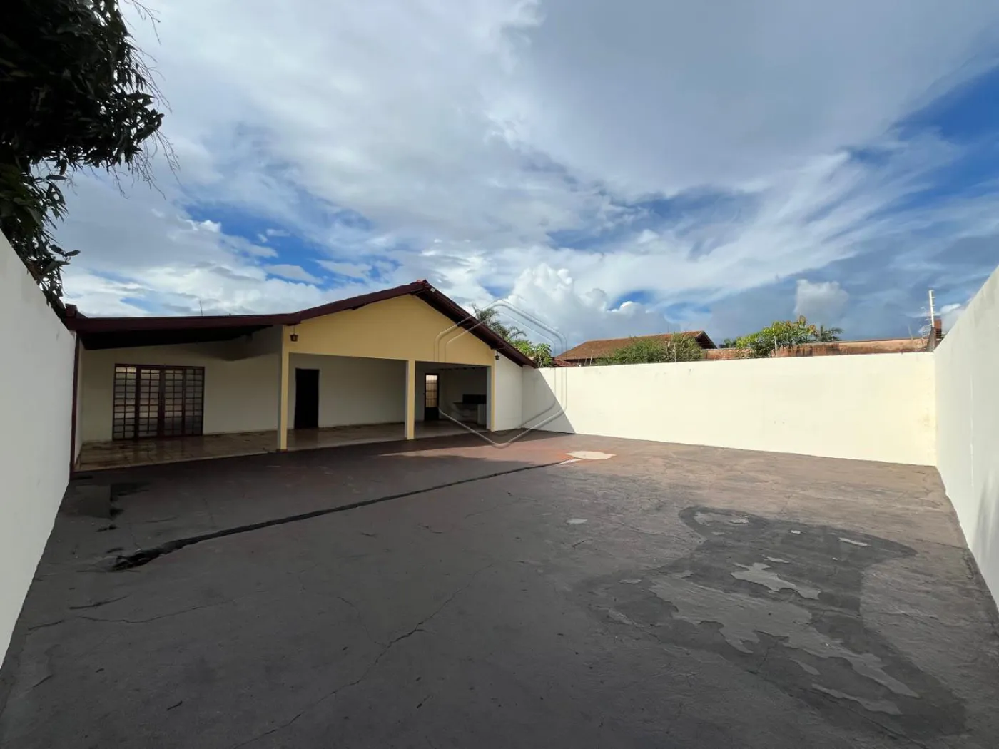 Alugar Casa Residencial / Padrão em Dourados R$ 1.200,00 - Foto 13