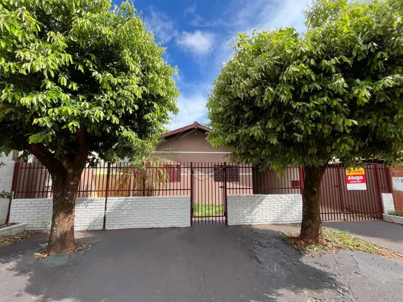 Alugar Casa Residencial / Padrão em Dourados R$ 1.200,00 - Foto 2