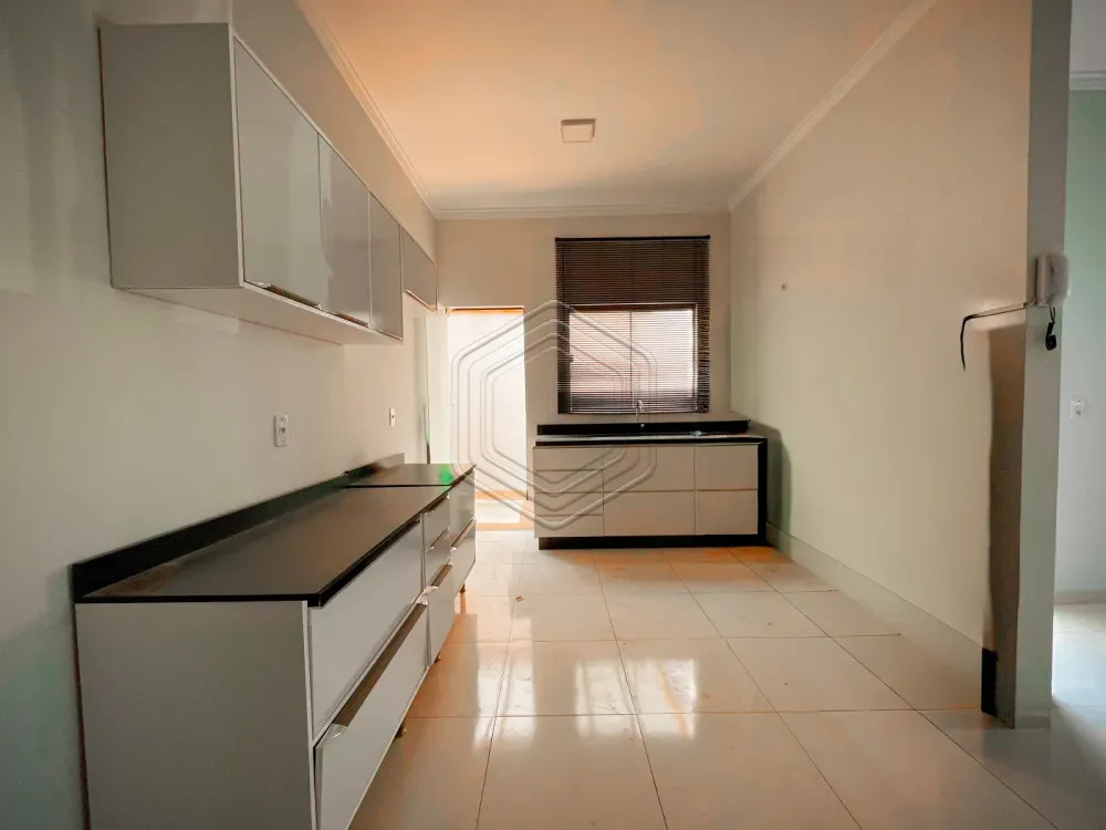 Alugar Casa Residencial / Padrão em Dourados R$ 1.600,00 - Foto 2