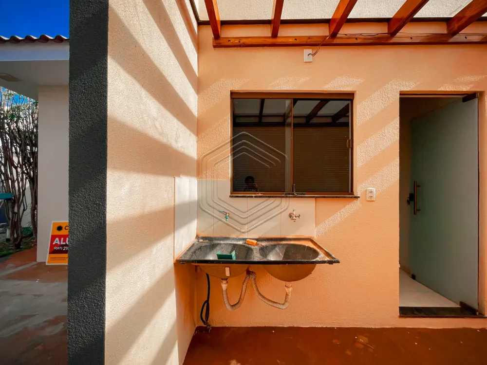 Alugar Casa Residencial / Padrão em Dourados R$ 1.600,00 - Foto 6