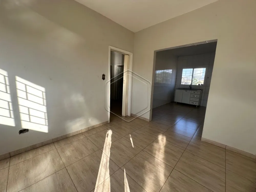 Alugar Casa Residencial / Padr&atilde;o em Dourados R$ 1.300,00 - Foto 4