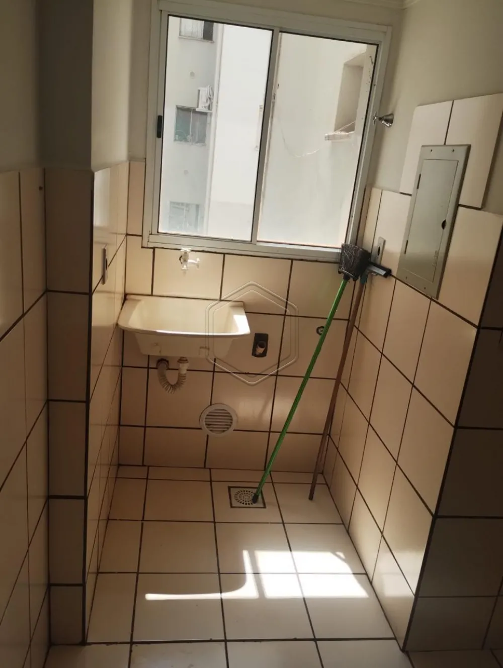 Alugar Apartamento / Padrão em Condomínio em Dourados R$ 800,00 - Foto 5